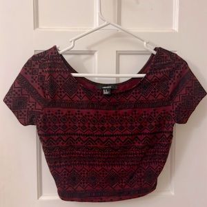 Stretch geometric crop top